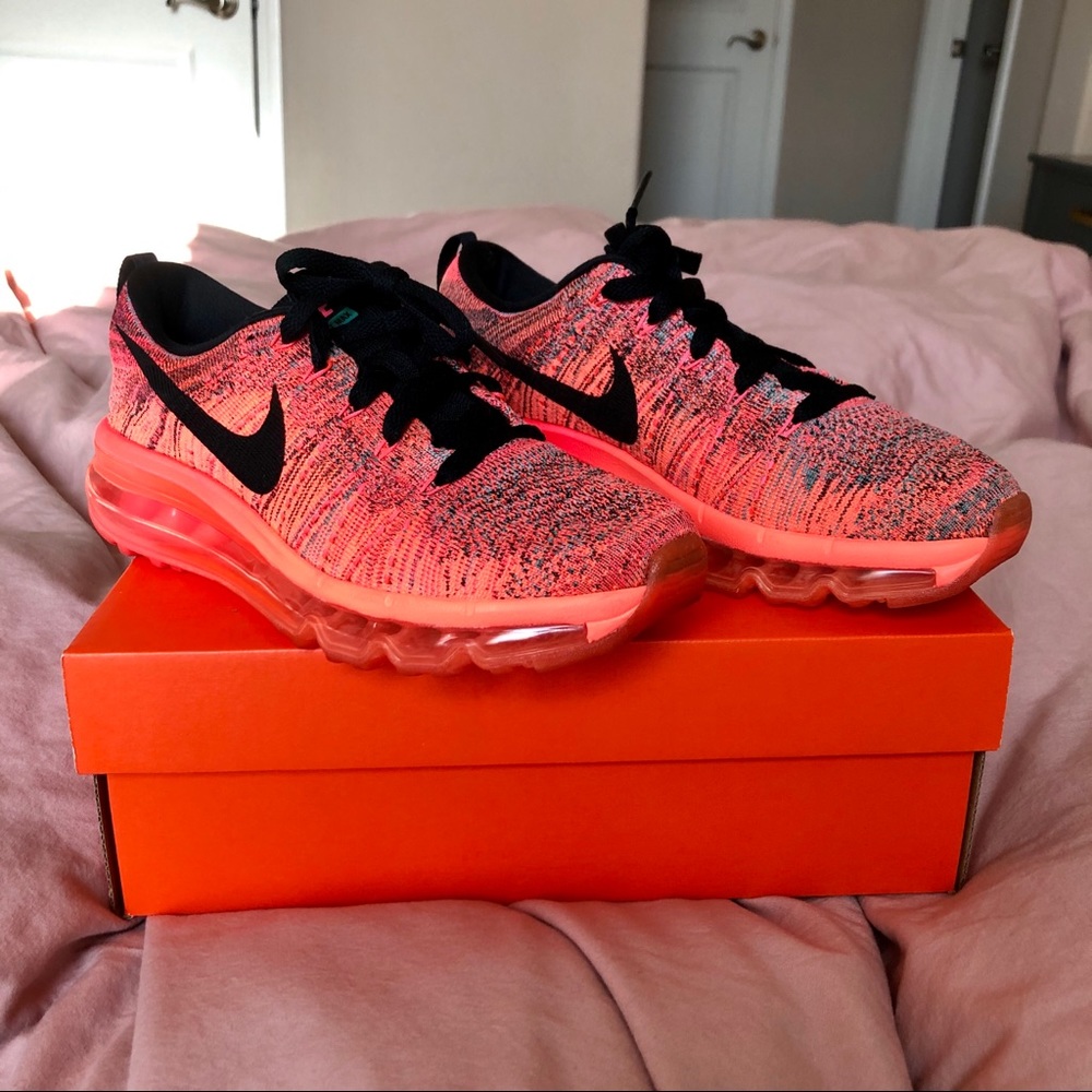 Nike Flynit Racer Airmax